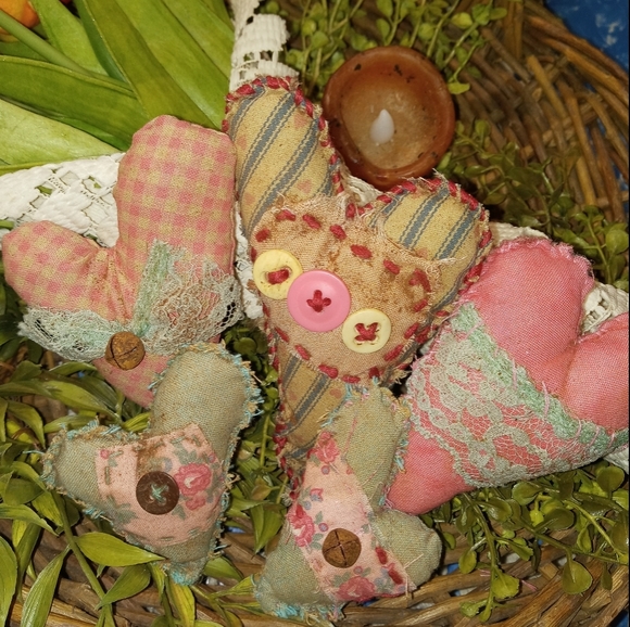 Primitive Valentine's Heart Bowl fillers - Picture 4 of 11